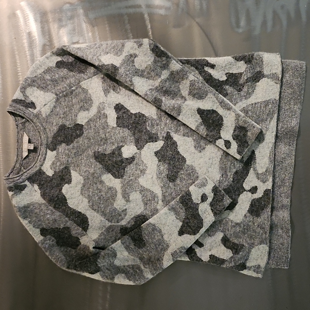 Athleta wool blend camo sweater S